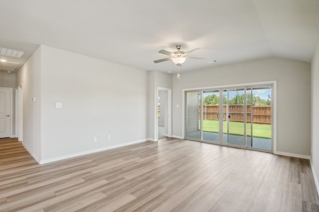 living room featuring vaulted ceiling, light wood-type flooring, and ceiling fan