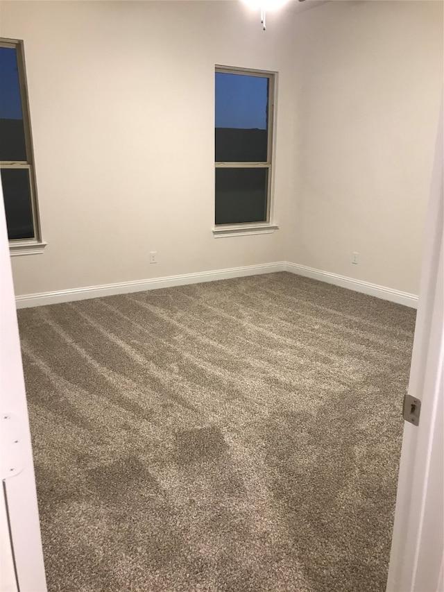 view of carpeted spare room