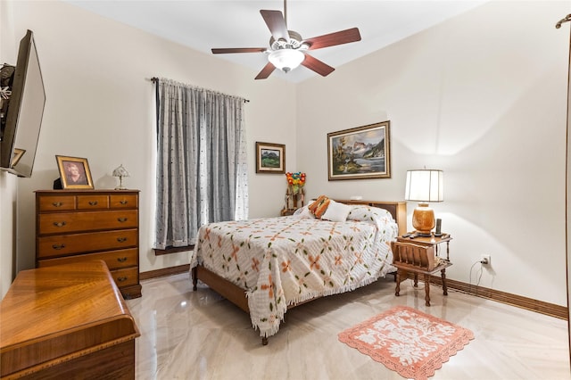 bedroom featuring ceiling fan