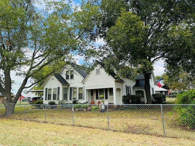 view of front of house