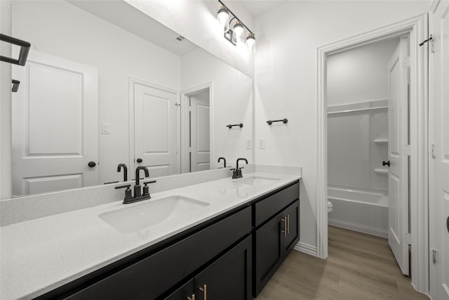 empty room featuring hardwood / wood-style floors