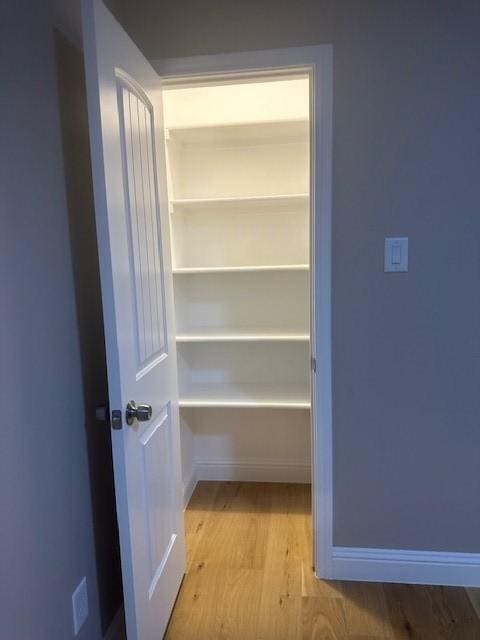 1008 S Preston St, Ennis, TX 75119 - view of closet