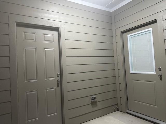 1010 S Preston St, Ennis, TX 75119 - view of doorway to property
