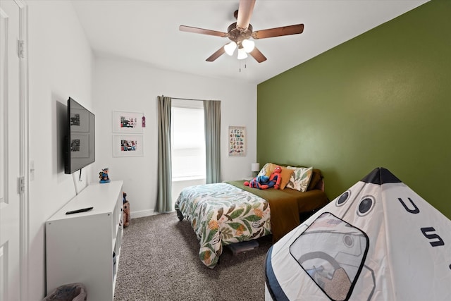 bedroom with ceiling fan and carpet