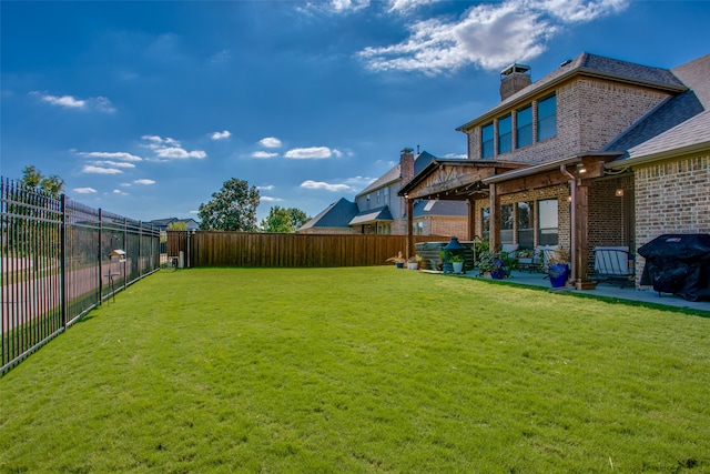 view of yard with a patio