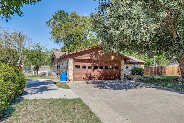 exterior space featuring a yard