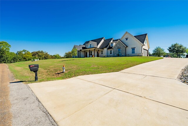 view of front of property with a front lawn