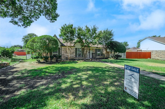 view of front of home with a front yard