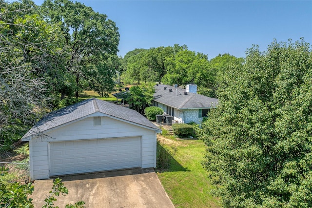 1498 Riley Rd, Whitesboro, TX 76273 - view of detached garage
