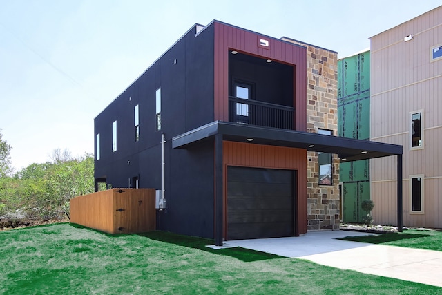 contemporary house featuring a garage