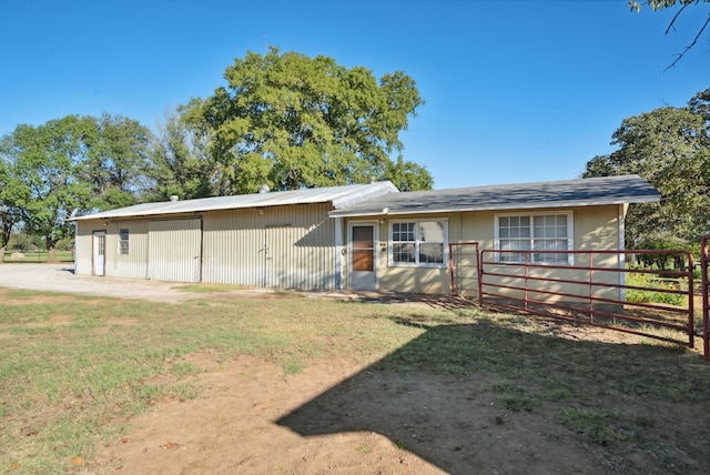 exterior space with a lawn