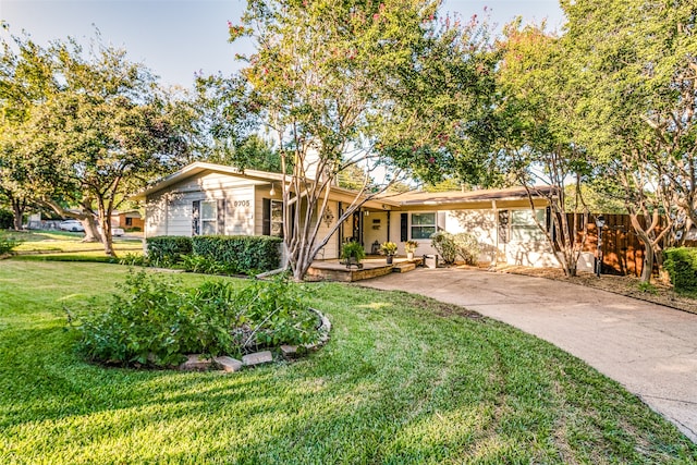 ranch-style house with a front yard