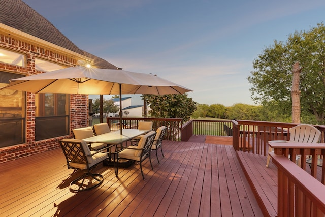 view of deck at dusk