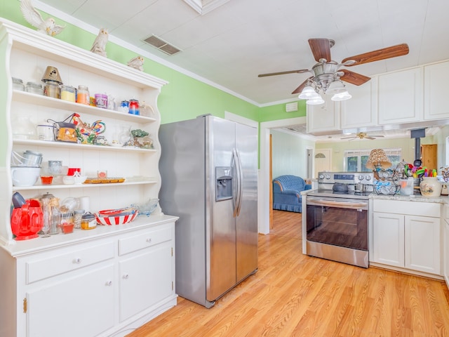 kitchen featuring light hardwood / wood-style floors, white cabinetry, stainless steel appliances, ceiling fan, and ornamental molding