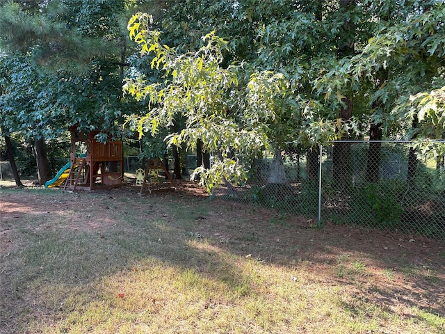 view of yard featuring a playground