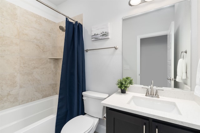 full bathroom with shower / tub combo with curtain, vanity, and toilet