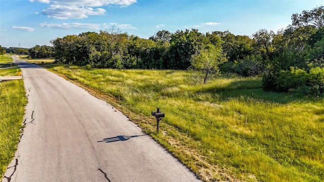 417 Acorn Trl, Granbury, TX 76049