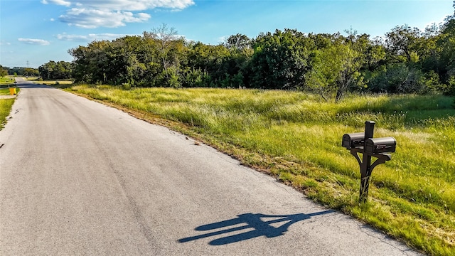 417 Acorn Trl, Granbury, TX 76049