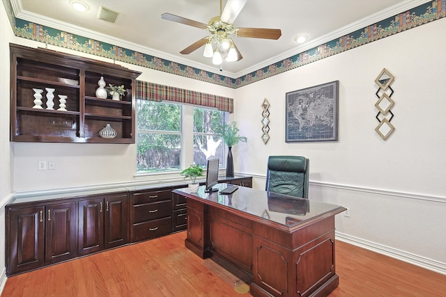 office space with crown molding, light hardwood / wood-style floors, and ceiling fan