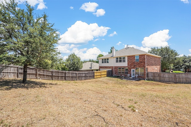 view of yard with a patio area