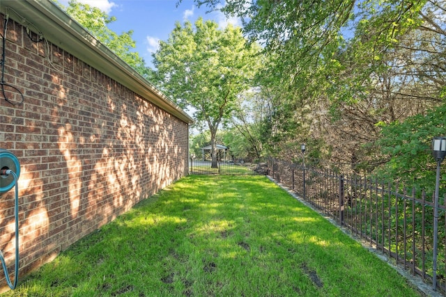 102 Ridge Ct, Glen Rose, TX 76043 - view of yard