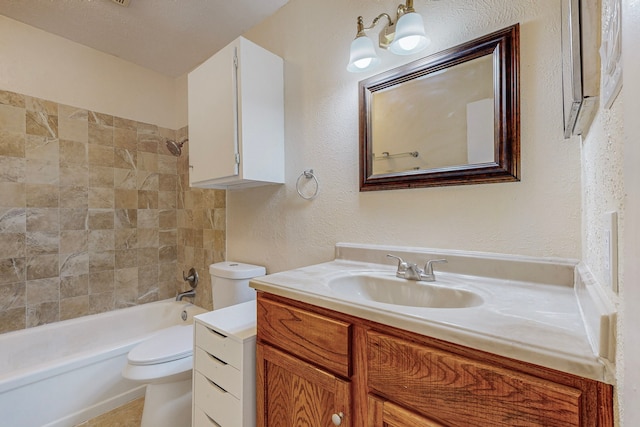13818 Methuen Green Ln, Dallas, TX 75240 - bathroom featuring shower / washtub combination, vanity, a textured wall, and toilet