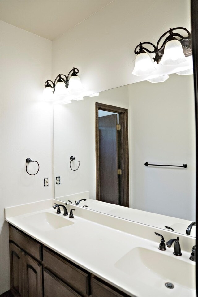 7226 County Road 1504, Athens, TX 75751 - bathroom featuring double vanity