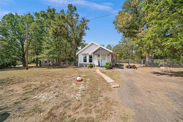 view of front of house