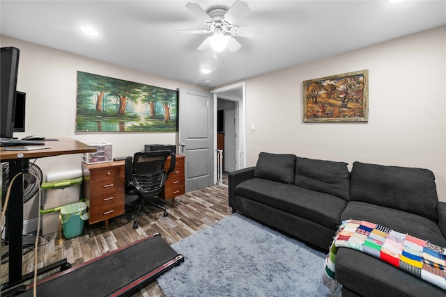 office area featuring light wood-type flooring and ceiling fan