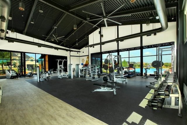 gym with high vaulted ceiling