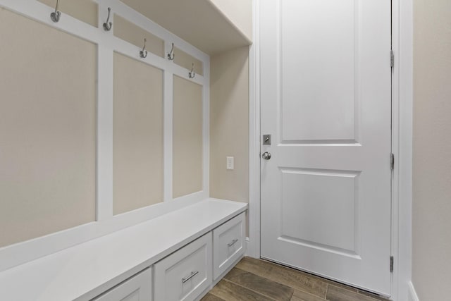 135 Valley Vw, Glen Rose, TX 76043 - mudroom featuring dark wood finished floors