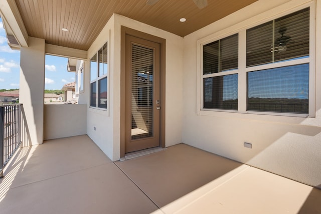 property entrance with a balcony