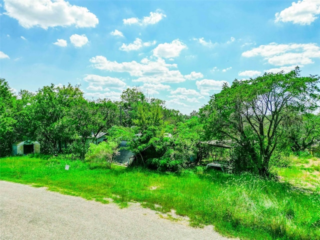 Listing photo 3 for 4208 Cortez Ct, Granbury TX 76048