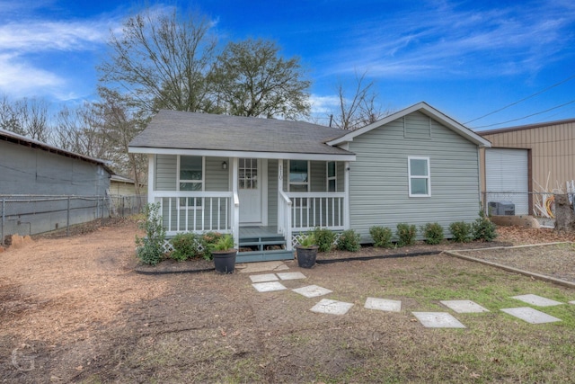 view of front of home with covered porch