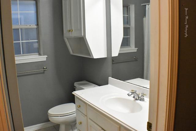 bathroom with shower / bathtub combination with curtain