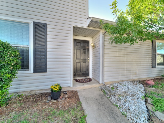 view of property entrance