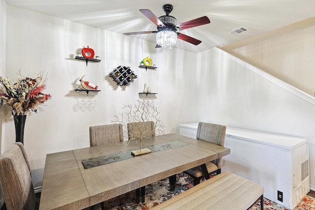 dining room with ceiling fan