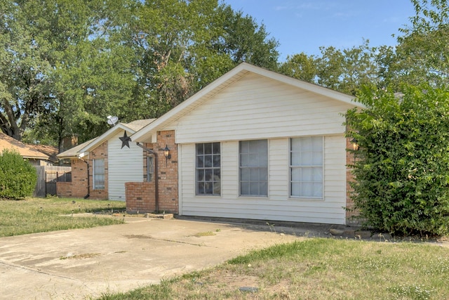 view of front of house