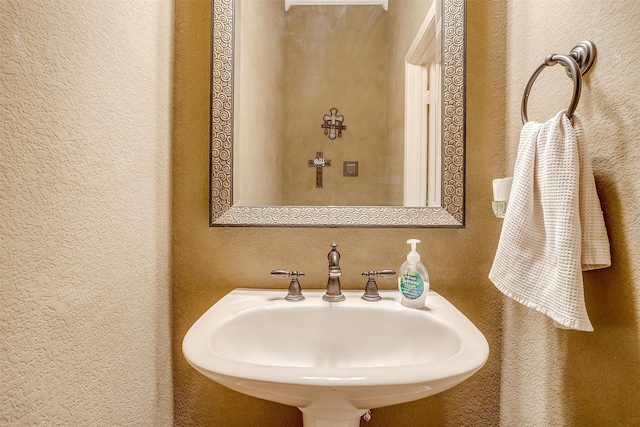 bathroom with sink