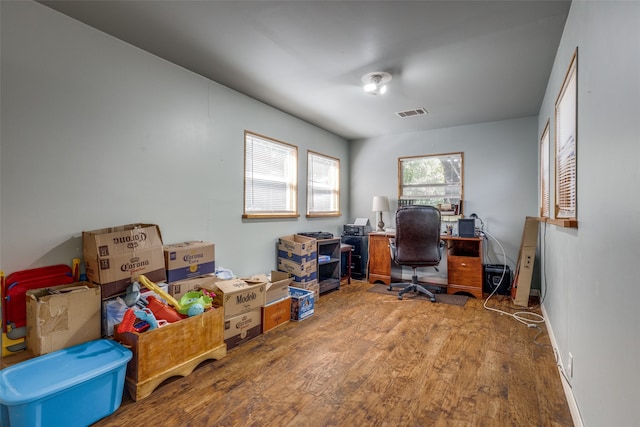 office with hardwood / wood-style floors