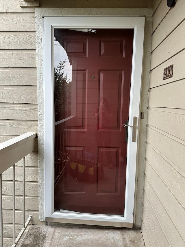 view of property entrance