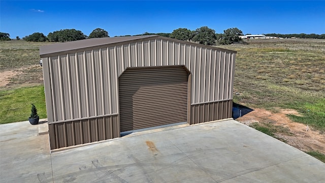 exterior space featuring a rural view