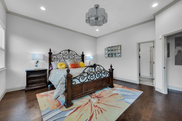 bedroom with ornamental molding, recessed lighting, hardwood / wood-style floors, and baseboards