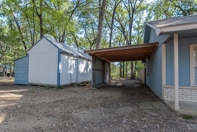 exterior space featuring a carport