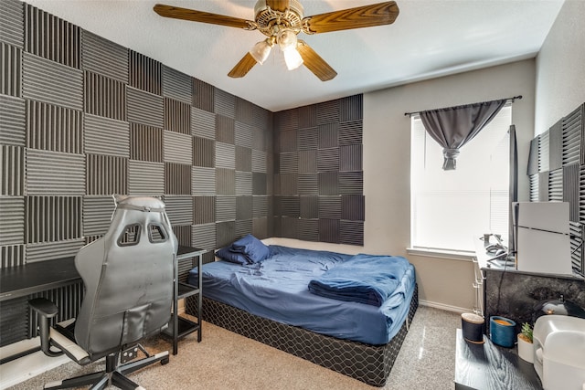 bedroom with carpet flooring and ceiling fan