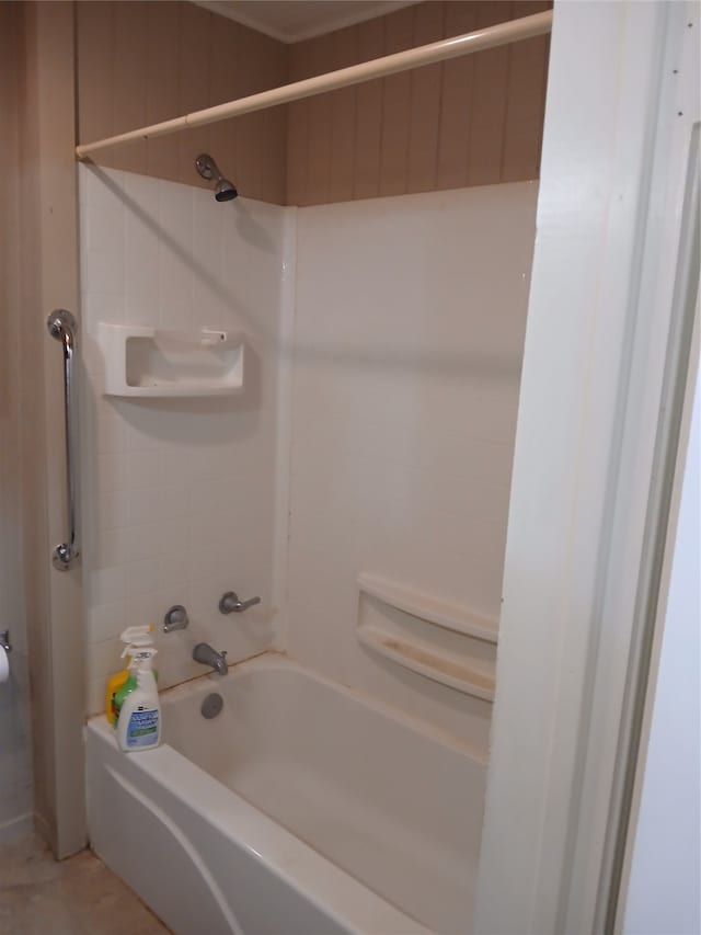 bathroom with shower / bathtub combination