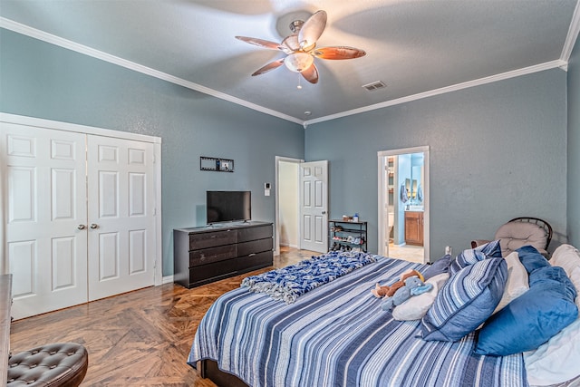 bedroom featuring ceiling fan, a closet, connected bathroom, parquet floors, and crown molding