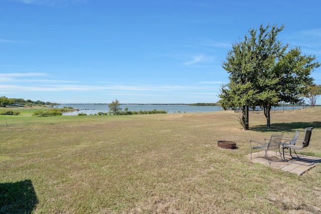 view of yard with a water view