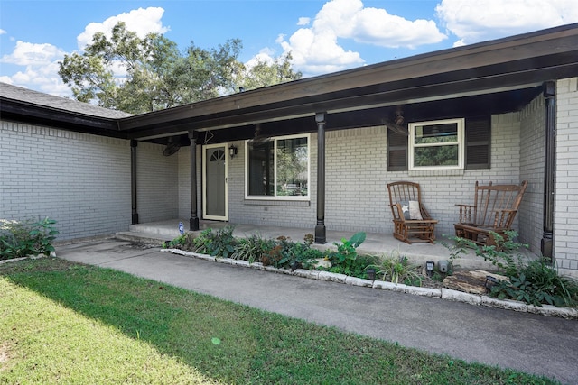 property entrance with a porch