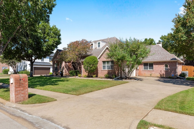 view of front of house featuring a front yard